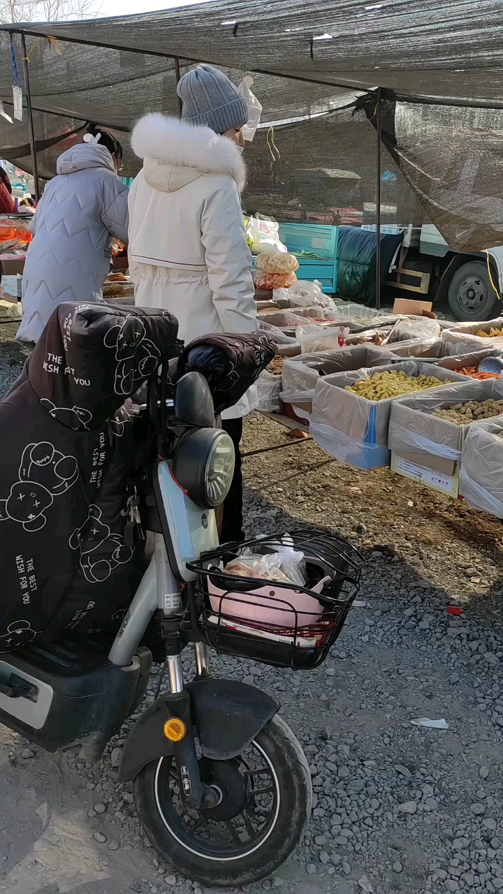 赶临淄合里大集