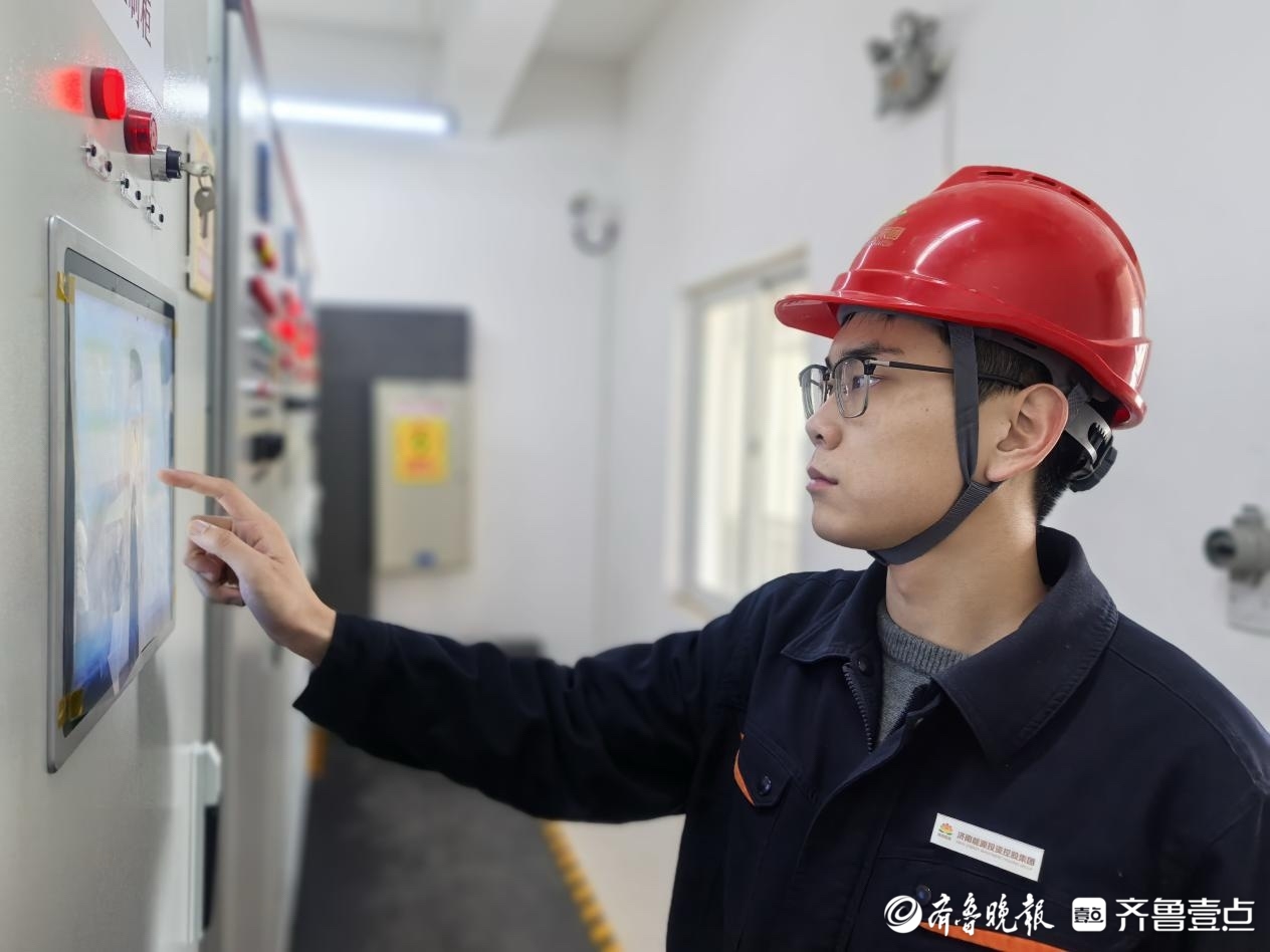 能源暖“投”·我在岗｜供暖管家巡检、调试，每天行走两万步