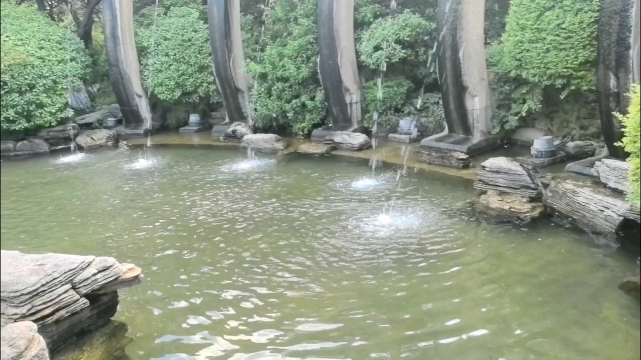 五龙潭“五龙”寓意丰富，风调雨顺，五谷丰登的祈愿！