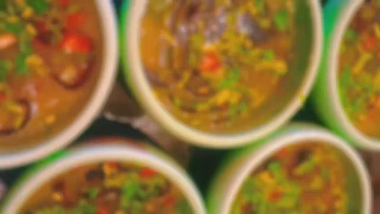 美食是相逢最美好的理由。
味道里，都是满足与回忆。