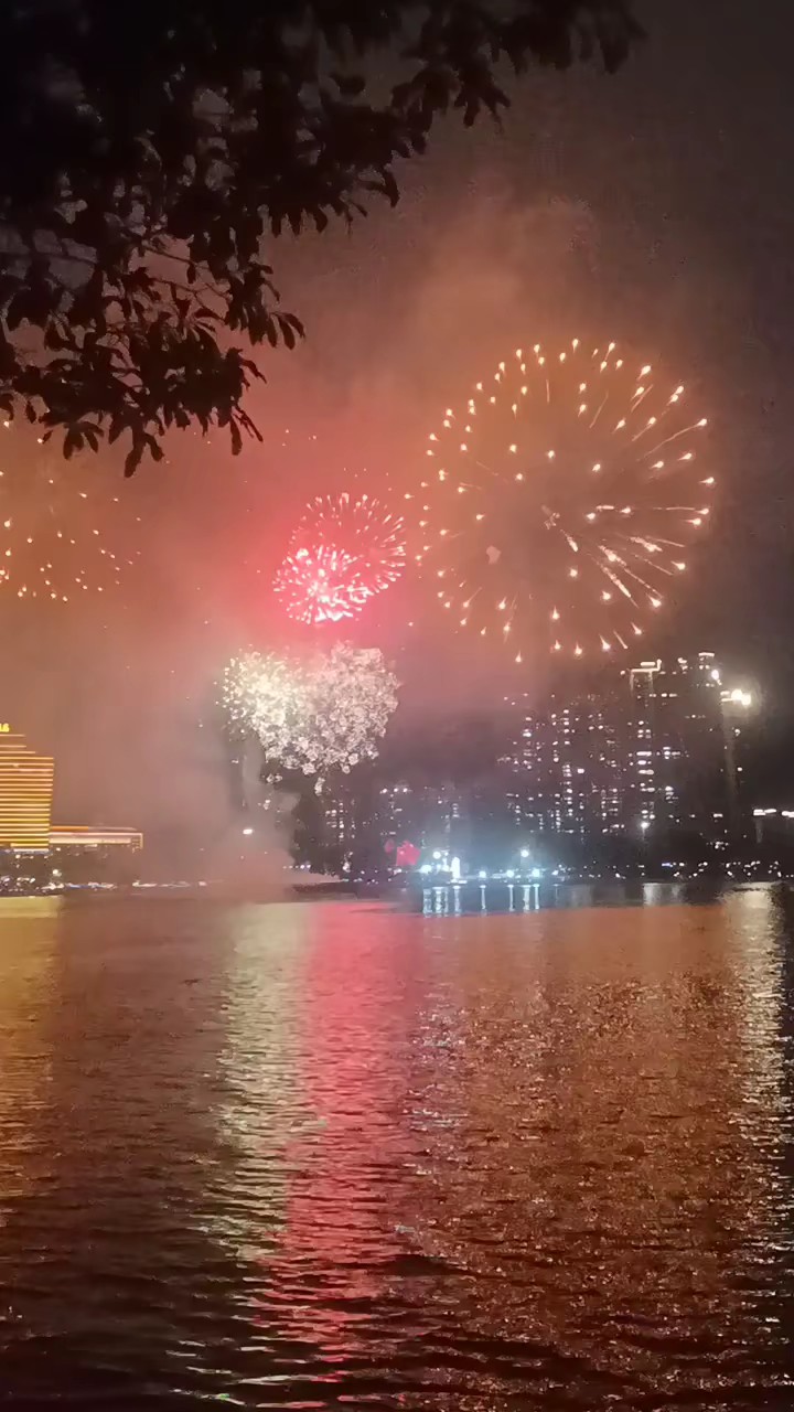 愿君2026年抓住马年的后续，乘风破浪，鸿运透顶，更上一层楼