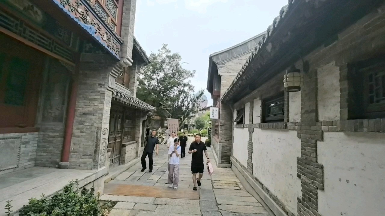 “古城情”是怀旧与浪漫，是慢生活和人间烟火的深深眷恋！