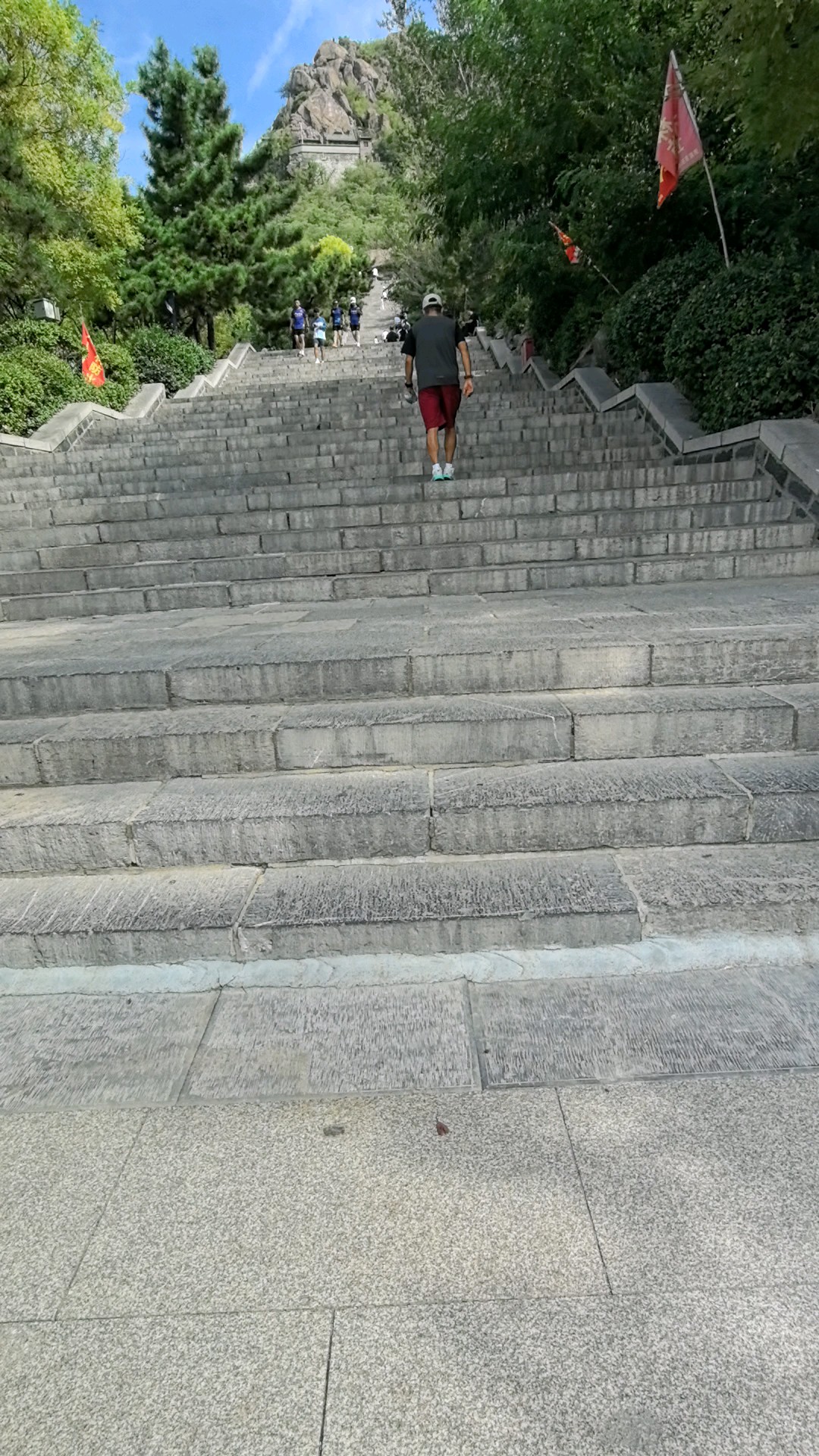 秋日登华山