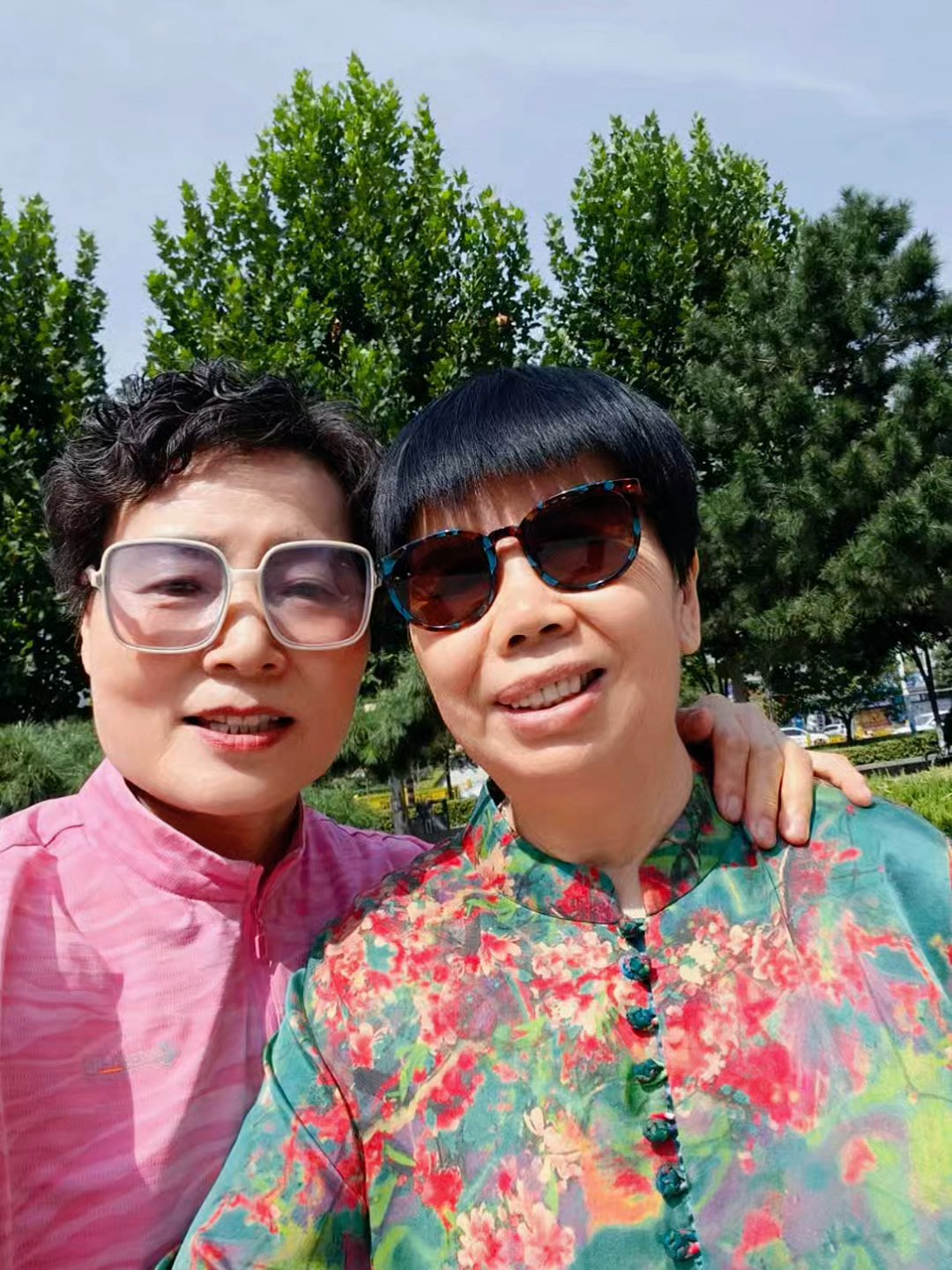 同学见面后的狂欢一刻