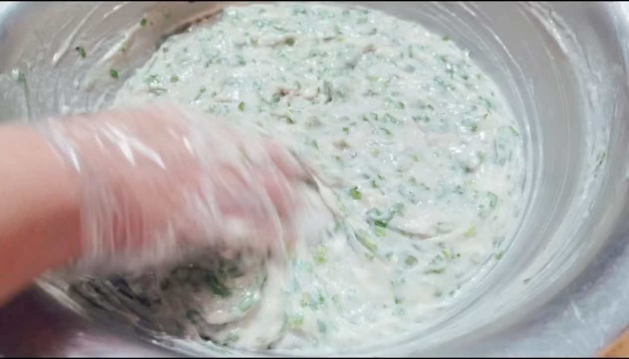 视频 ｜ 胶东美食～～鲅鱼馅大饺子（斐然拍摄）