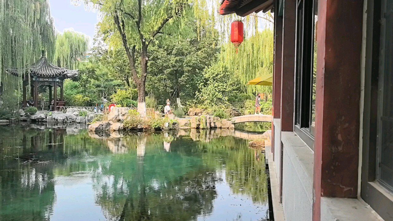 五龙潭景色优美，环境美好，是生态的底气！