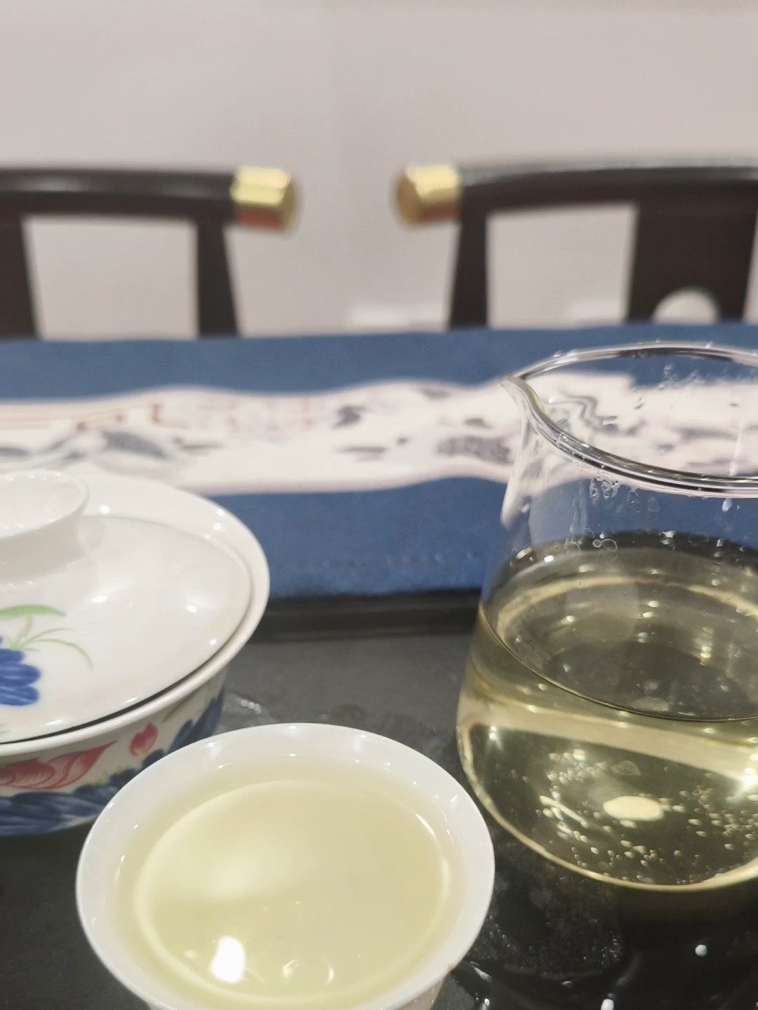 喝茶聊天