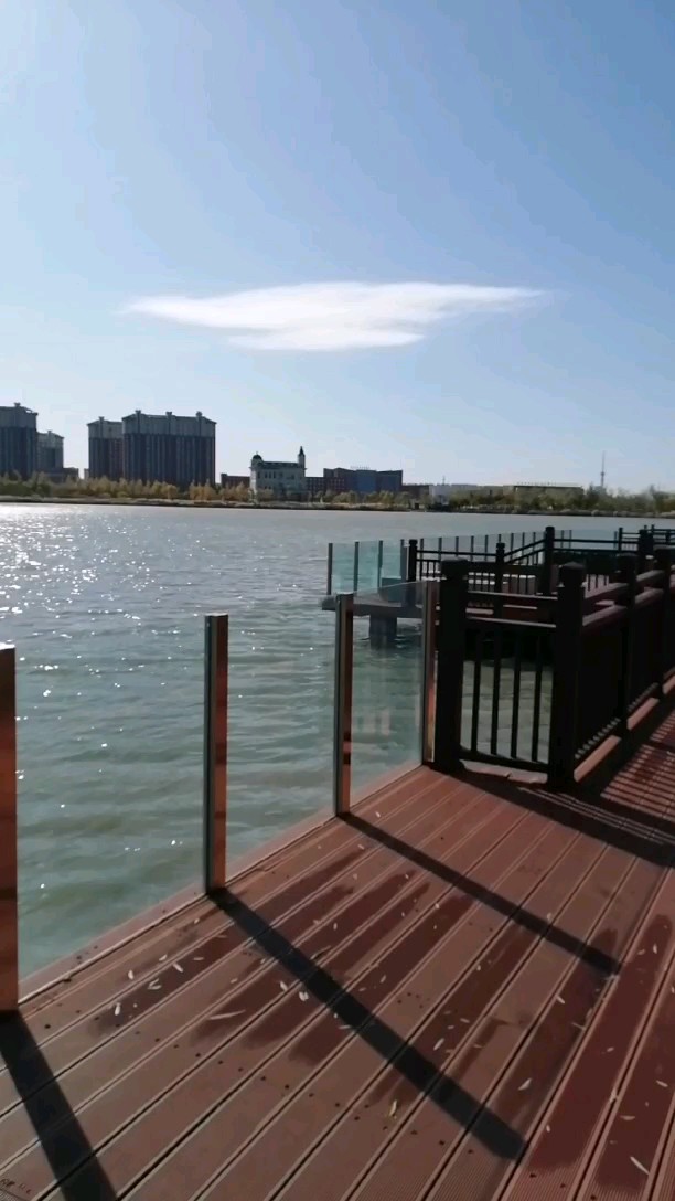 大庆市兰德湖（原名火炬泡）讲解李老师