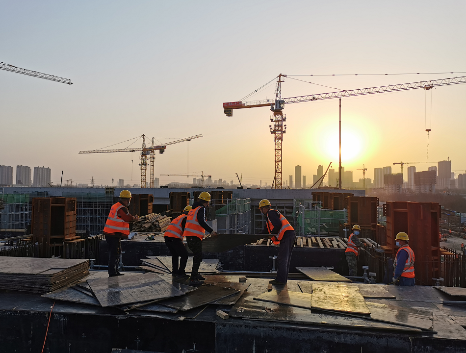 齐鲁晚报·齐鲁壹点■济南轨道交通二期规划有望上半年获批，6条线计划年内开工